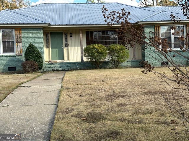 1804 Green Valley Lane, Albany, GA 31707