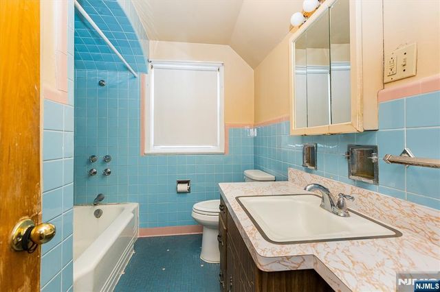 261 Terhune Avenue, Passaic, NJ 07055