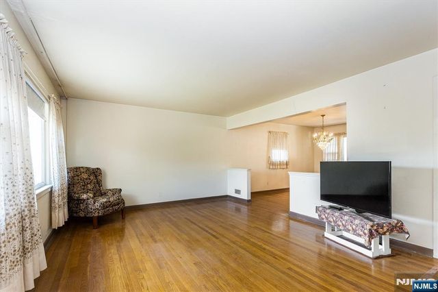 261 Terhune Avenue, Passaic, NJ 07055