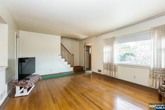 261 Terhune Avenue, Passaic, NJ 07055