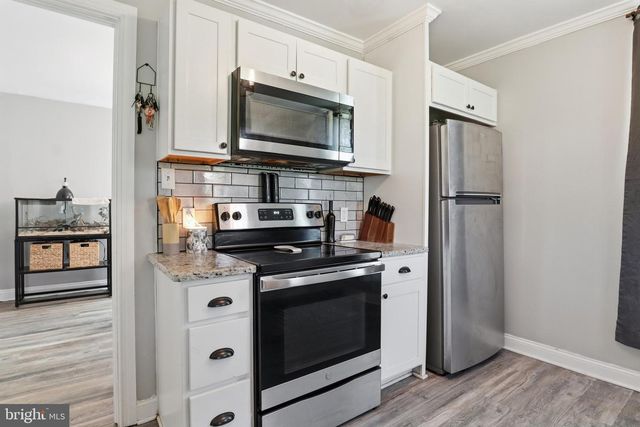 50 S MAIN ST, Seven Valleys, PA 17360
