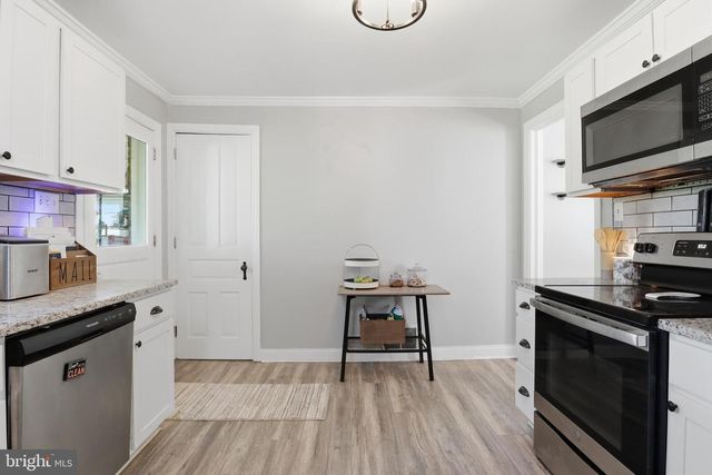 50 S MAIN ST, Seven Valleys, PA 17360