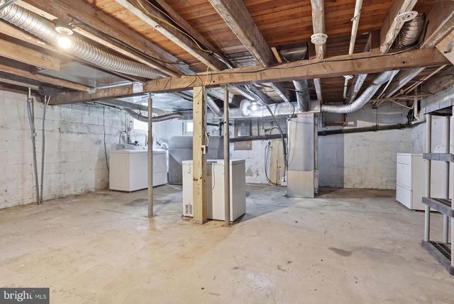 50 S MAIN ST, Seven Valleys, PA 17360