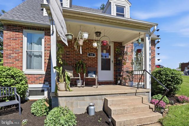 50 S MAIN ST, Seven Valleys, PA 17360