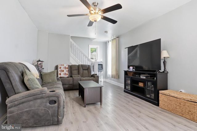 50 S MAIN ST, Seven Valleys, PA 17360
