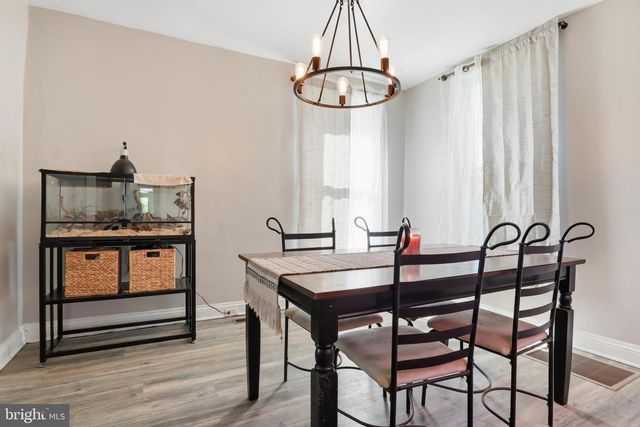 50 S MAIN ST, Seven Valleys, PA 17360