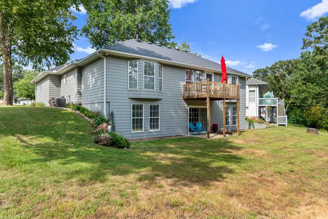 529 S Prewitt Street, Nevada, MO 64772
