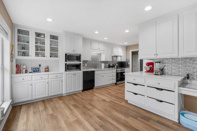 529 S Prewitt Street, Nevada, MO 64772