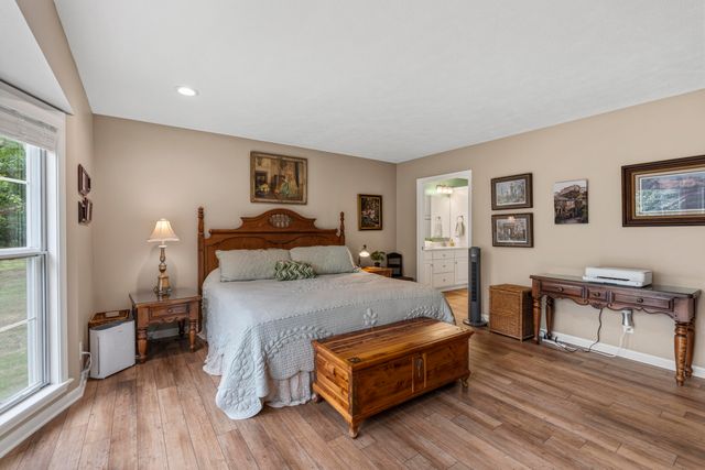 529 S Prewitt Street, Nevada, MO 64772