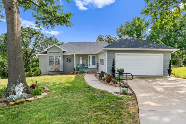 529 S Prewitt Street, Nevada, MO 64772