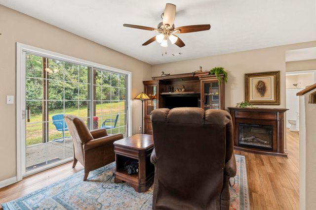 529 S Prewitt Street, Nevada, MO 64772