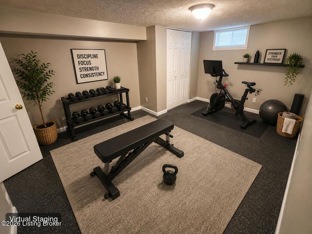3216 New Lynnview Dr, Louisville, KY 40216