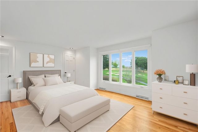 2343 Golfview Dr, Upper St Clair, PA 15241