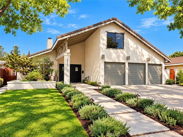 2533 E Tennyson, Anaheim, CA 92806