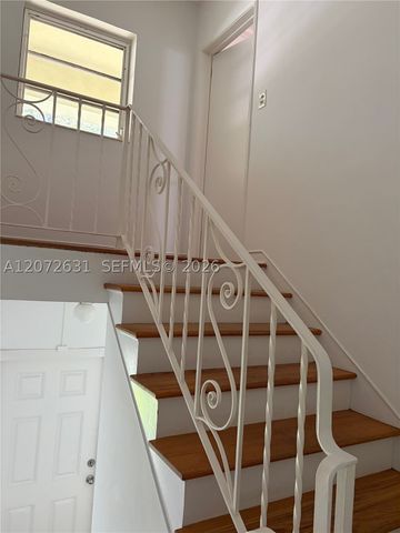 3923 Segovia St 2nd floor, Coral Gables, FL 33134