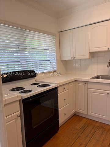 3923 Segovia St 2nd floor, Coral Gables, FL 33134