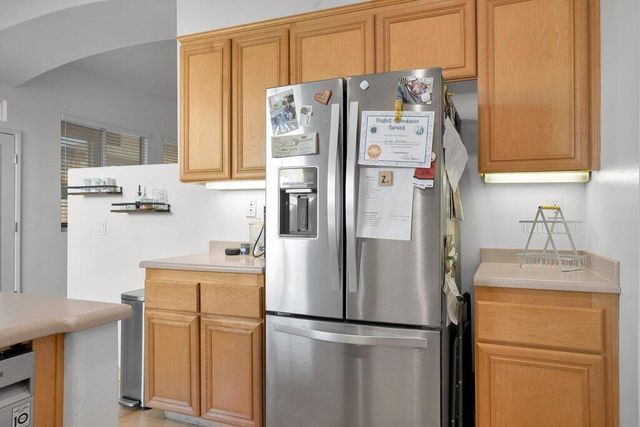 45180 Debbie Drive, La Quinta, CA 92253