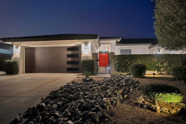 45180 Debbie Drive, La Quinta, CA 92253