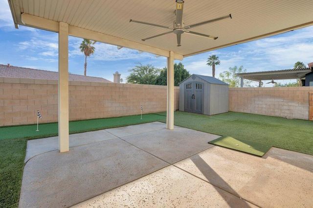 45180 Debbie Drive, La Quinta, CA 92253