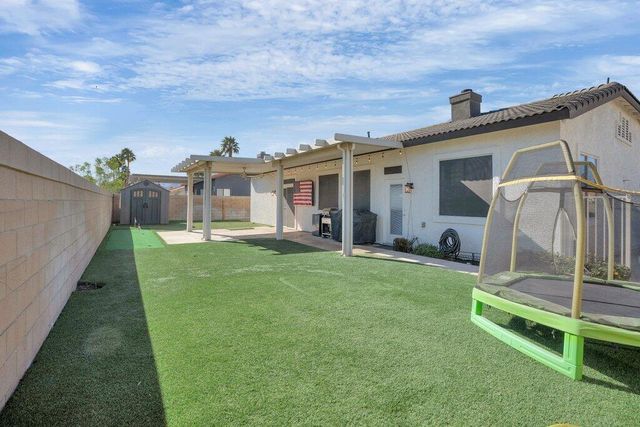 45180 Debbie Drive, La Quinta, CA 92253