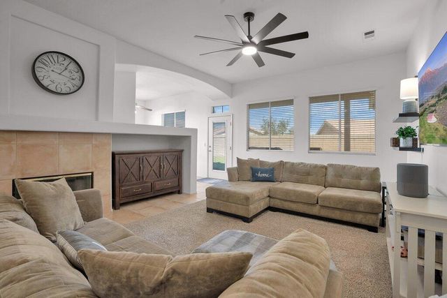 45180 Debbie Drive, La Quinta, CA 92253