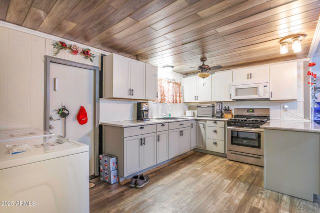 426 W COTTONWOOD Lane 94, Casa Grande, AZ 85122