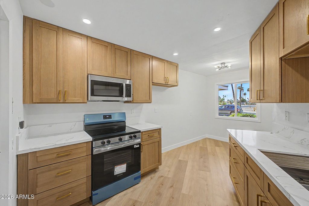 10930 W Topaz Drive, Sun City, AZ 85351