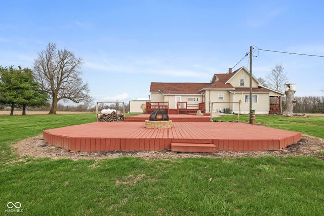 7120 N 450 E, Lebanon, IN 46052