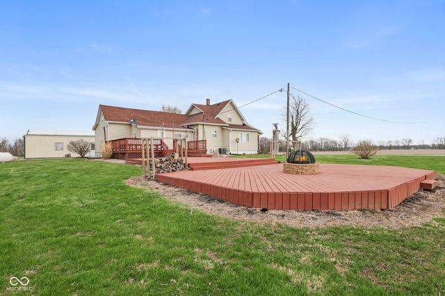 7120 N 450 E, Lebanon, IN 46052