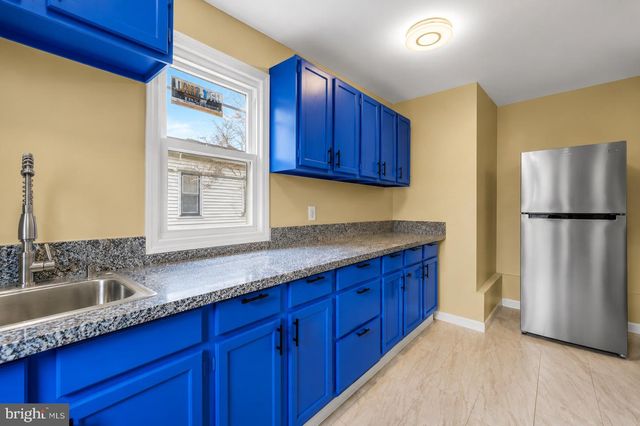 565 LAMBERTON ST, Trenton, NJ 08611