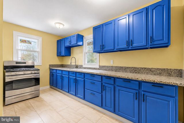565 LAMBERTON ST, Trenton, NJ 08611