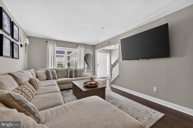 203 TANGLEWOOD DR, Sicklerville, NJ 08081