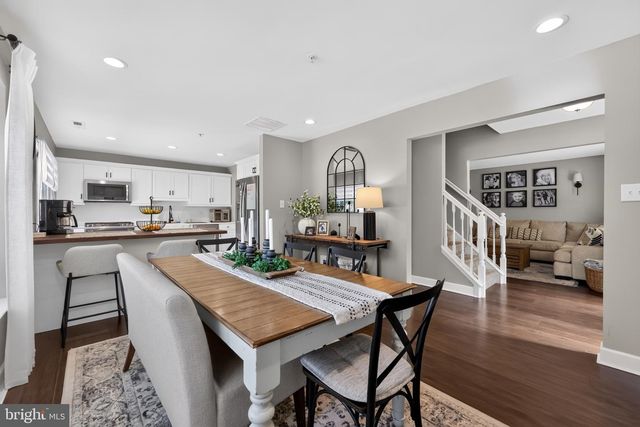 203 TANGLEWOOD DR, Sicklerville, NJ 08081