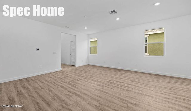 6693 S Barefoot Avenue, Tucson, AZ 85746