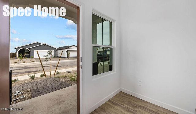 6693 S Barefoot Avenue, Tucson, AZ 85746