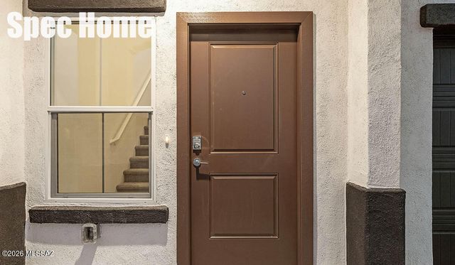 6693 S Barefoot Avenue, Tucson, AZ 85746