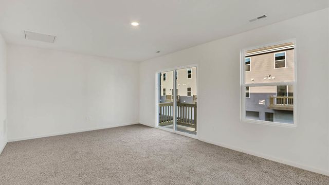 6510 Linden Trail B, Wonder Lake, IL 60097