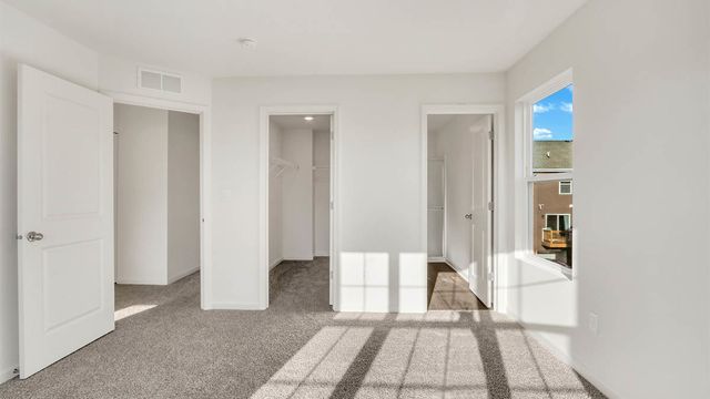 6510 Linden Trail B, Wonder Lake, IL 60097