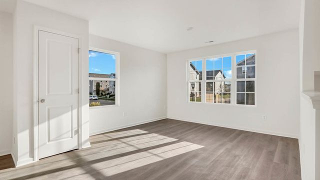 6510 Linden Trail B, Wonder Lake, IL 60097