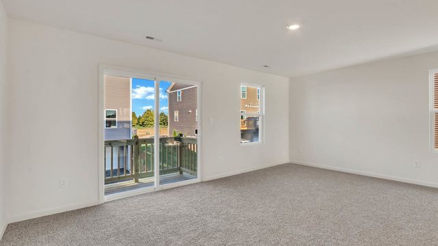 6510 Linden Trail B, Wonder Lake, IL 60097