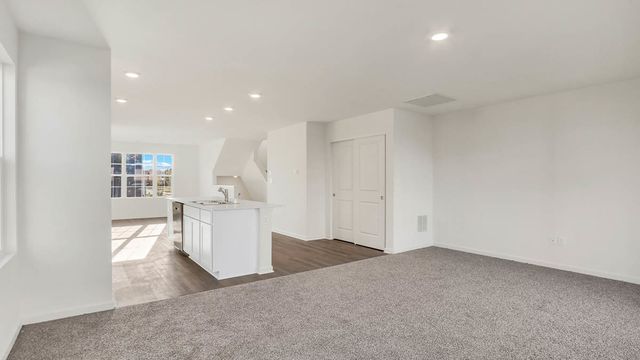 6510 Linden Trail B, Wonder Lake, IL 60097