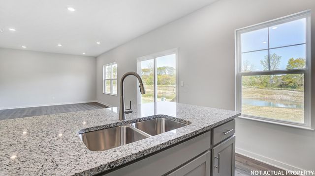 9 Water Mill Drive, Ashville, OH 43103