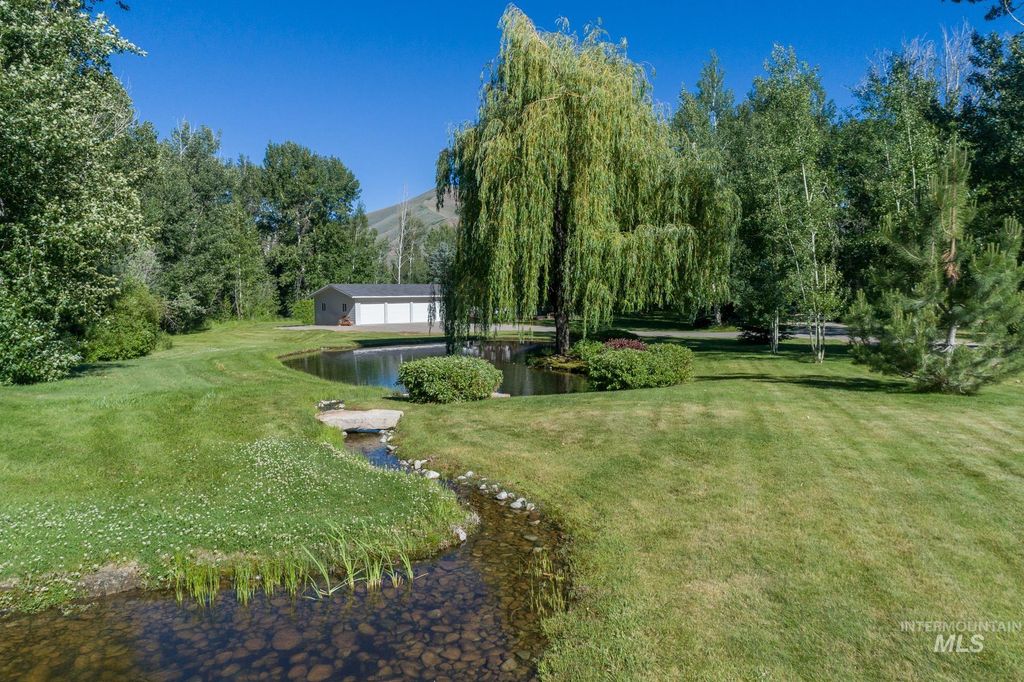 100 & 200 Trout Lane, Bellevue, ID 83313 photo 2