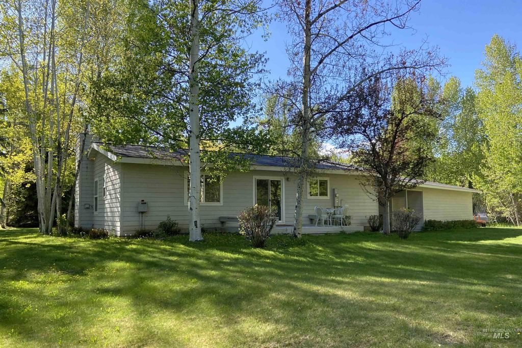 100 & 200 Trout Lane, Bellevue, ID 83313 photo 26