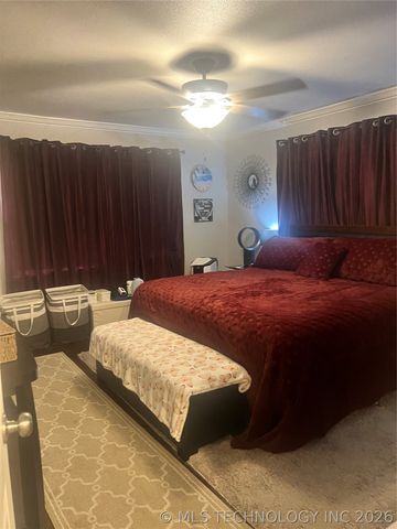 1221 Country Club, Mcalester, OK 74501