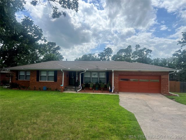 1221 Country Club, Mcalester, OK 74501