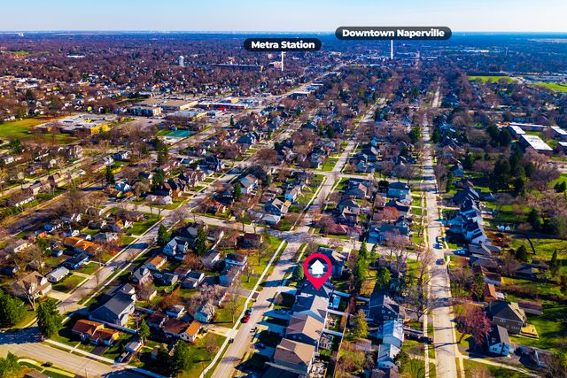 1321 N Webster Street, Naperville, IL 60563