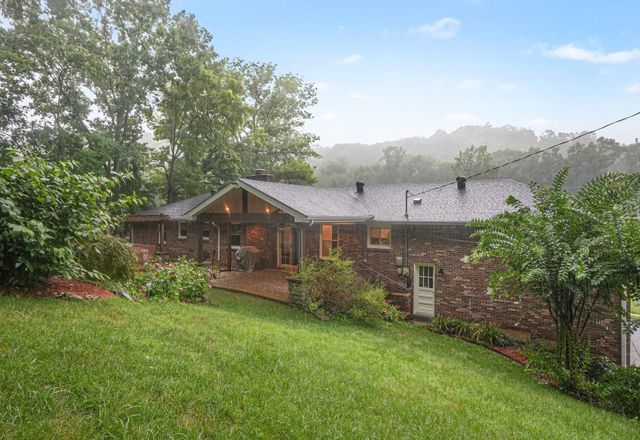 804 Rodney Dr, Nashville, TN 37205