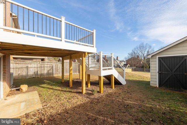 2116 STONELEIGH DR, Winchester, VA 22601