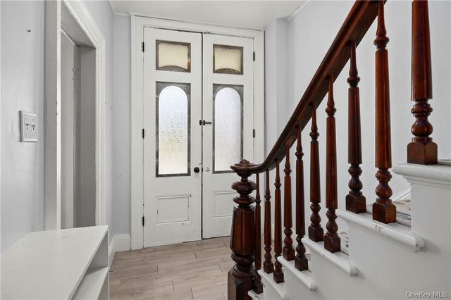 20 N Franklin Street, Athens, NY 12015